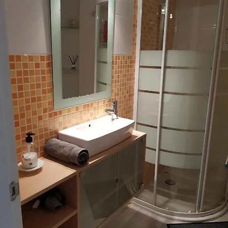 شقة Cali Center لوغو